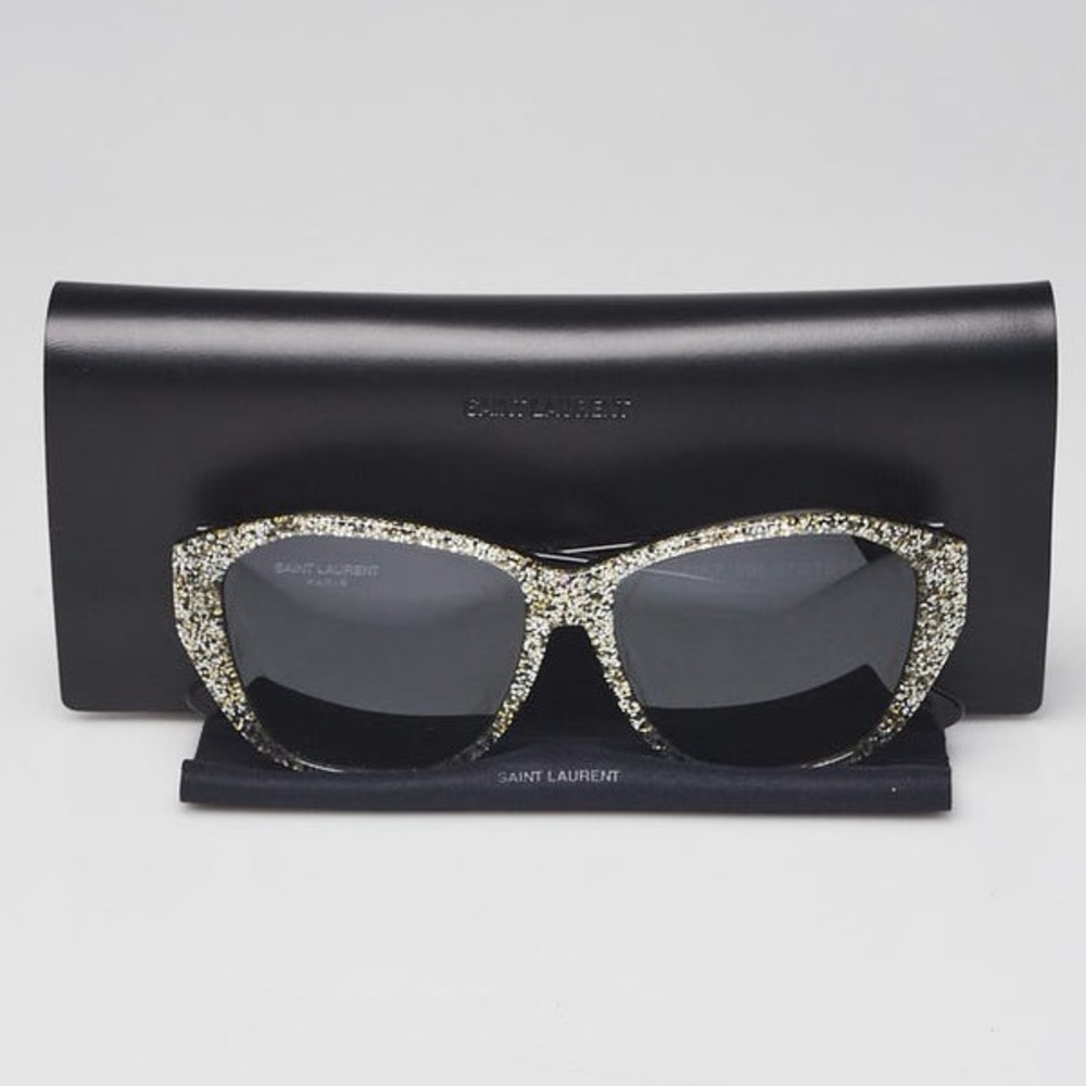 YVES SAINT LAURENT
Silver Glitter Plastic Sunglasses - Picture 11 of 11